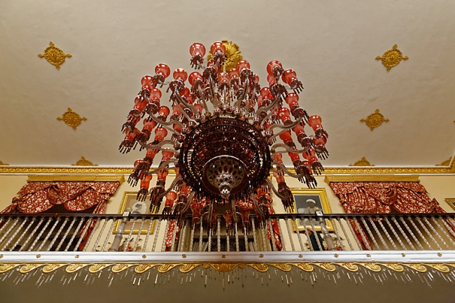 Gwalior-Jaivilas palace-041